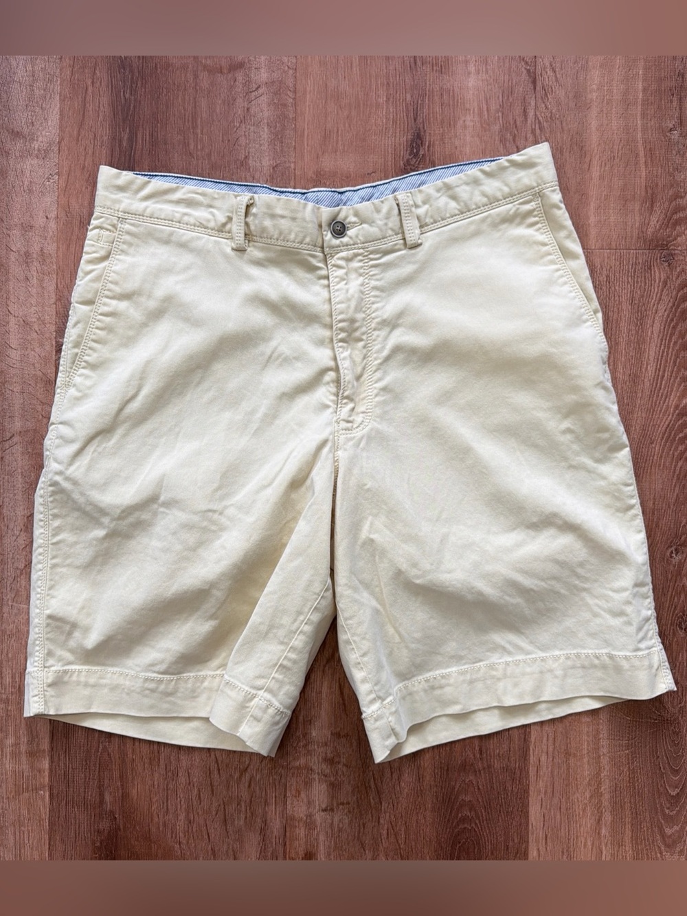 Tommy Bahama Boracay Chino Shorts Mens 34 Yellow Cotton Tencel Stretch Travel